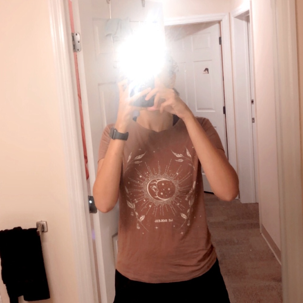 Light brown T-shirt